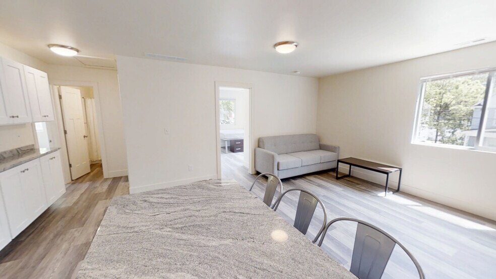 Living Room - 943 Dewey Ave