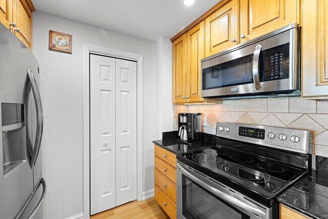 Building Photo - 345 Bayshore Blvd