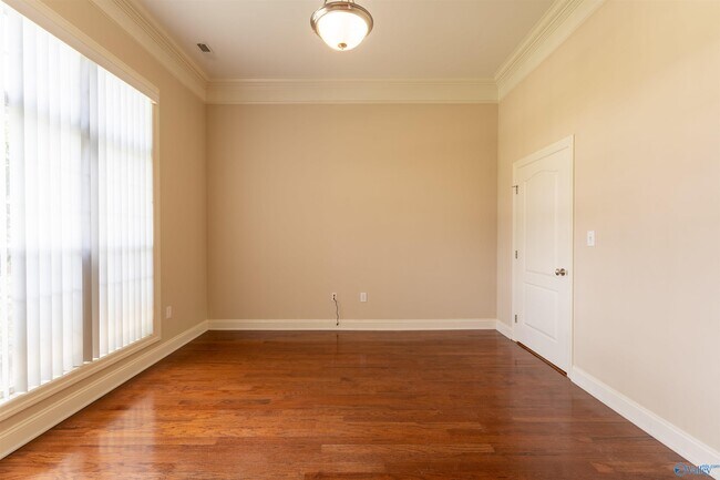 Building Photo - 112 Blanca Dr