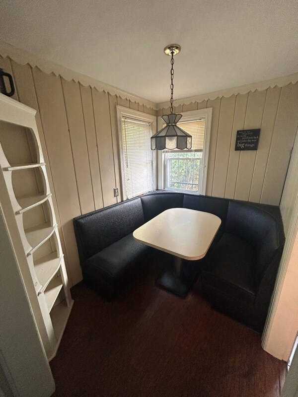 Building Photo - 12 Cleveland Dr