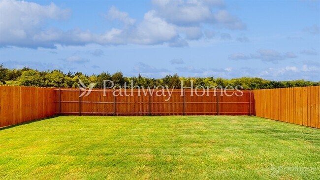 Building Photo - 1234 Tallow Trl