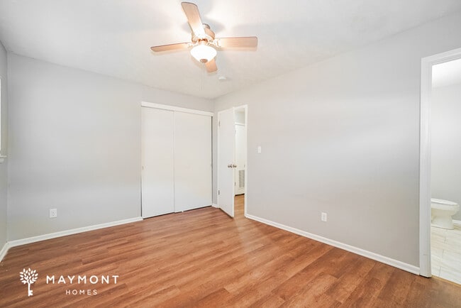 Building Photo - 1408 Lillian Ln