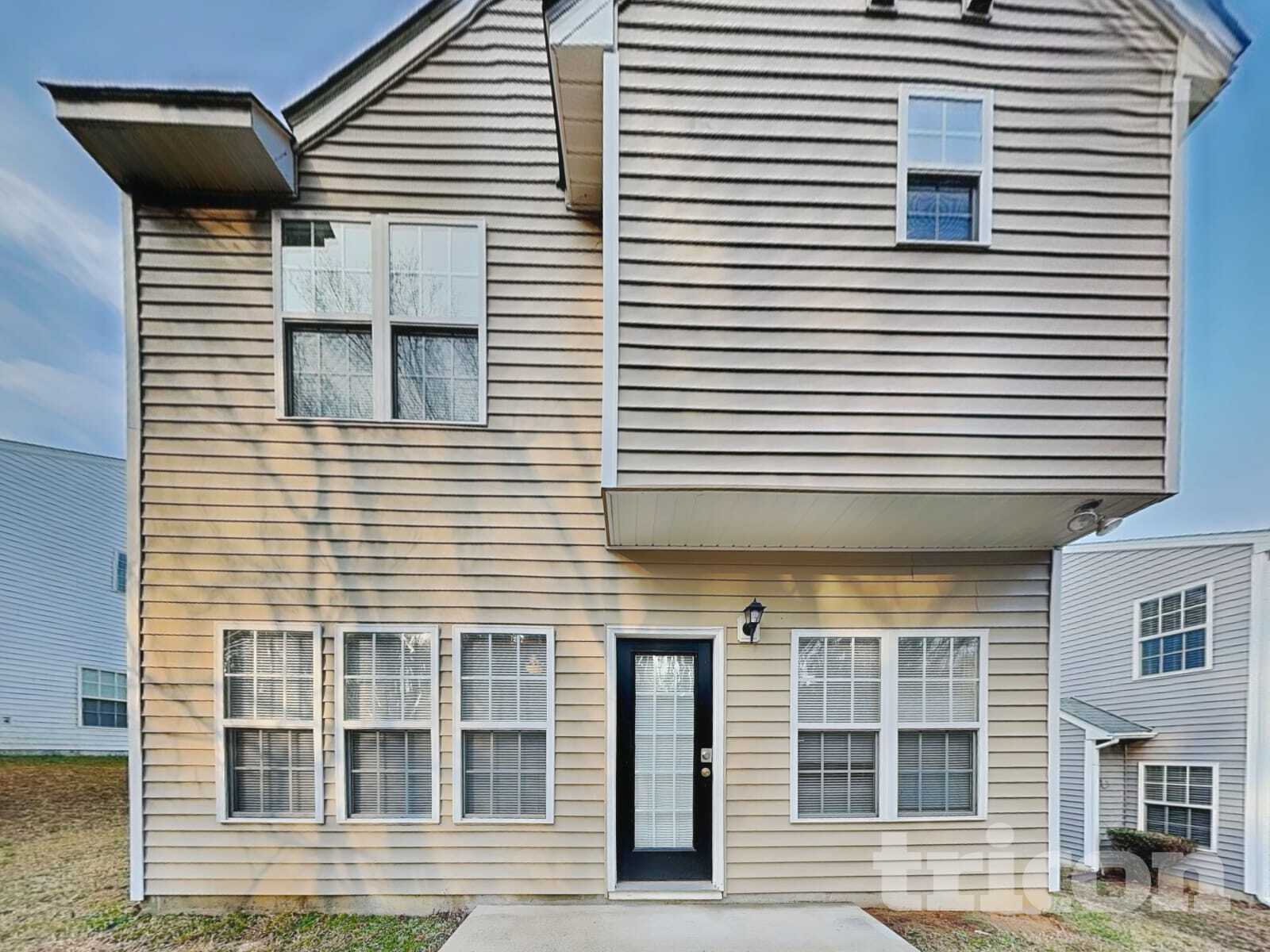 Building Photo - 4053 Laurel Glen Dr