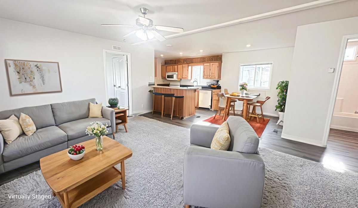 Building Photo - 1096 N Sable Ln