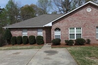 Building Photo - Duplex in Auburn - Available May 2026!