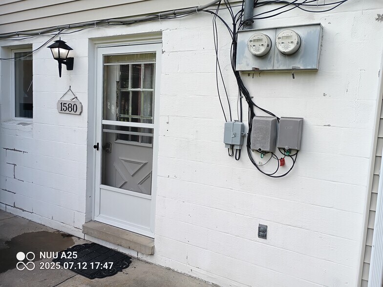 Entrance - 1580 Four Mile Dr