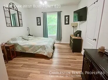 Building Photo - 1300 Park W Blvd