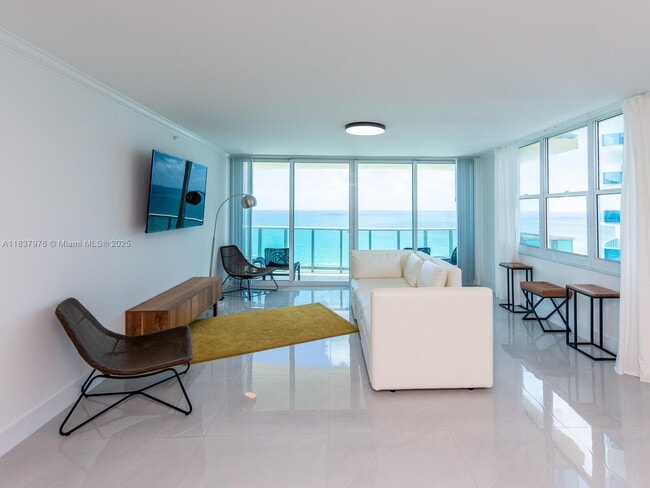 Building Photo - 2501 S Ocean Dr