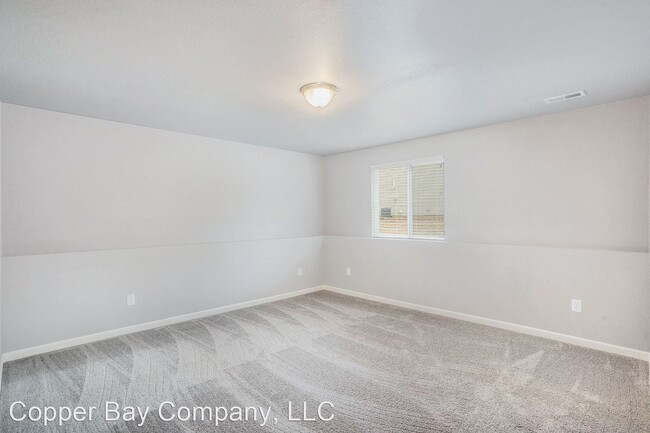 Building Photo - 4 br, 2 bath House - 1632 Garfield Court