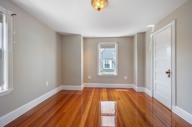 Building Photo - 91 Hamden Cir