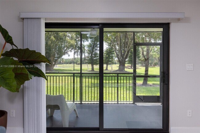 Building Photo - 16171 Blatt Blvd