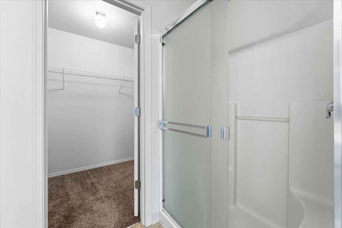 Building Photo - 12811 NE 49TH WAY