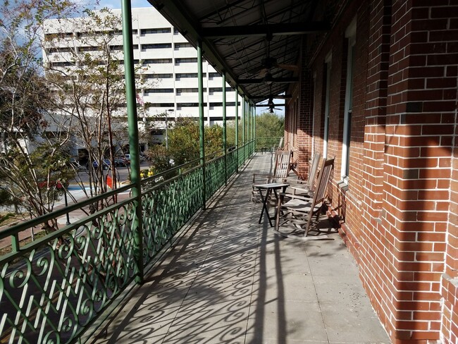 Building Photo - 2 BR/ 2BA Condo in Downtown Tampa