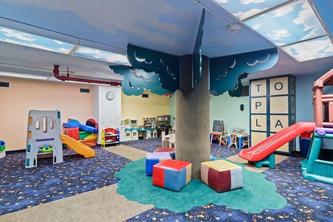 Building Photo - 155 N Harbor Dr