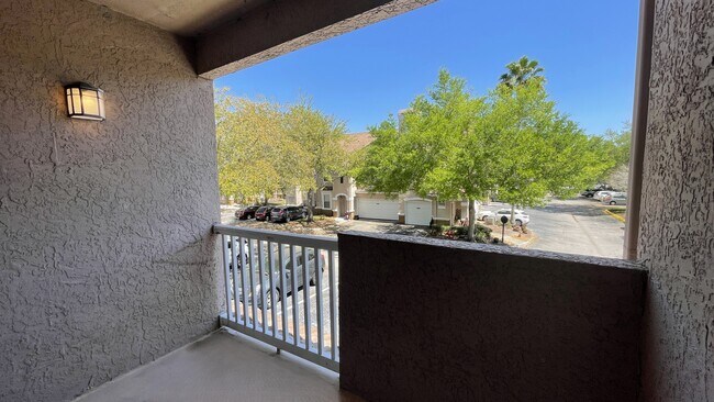 Building Photo - 17952 Villa Creek Dr