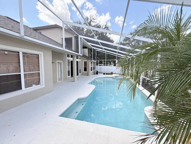 Building Photo - 8055 Glitter Ct
