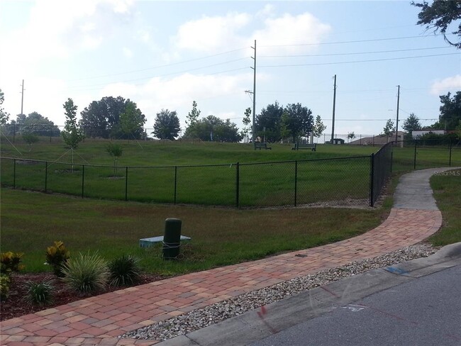 Building Photo - 1715 Lake Buckeye Rd