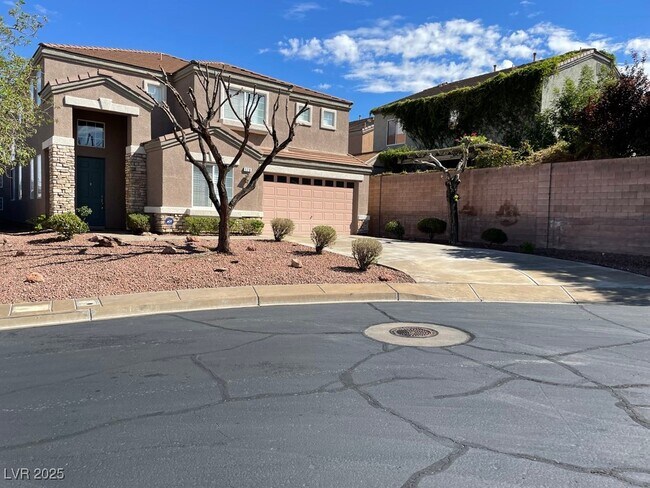 Building Photo - 170 Arches Ct