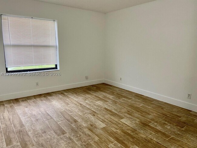Building Photo - 5080 Sanctuary Way