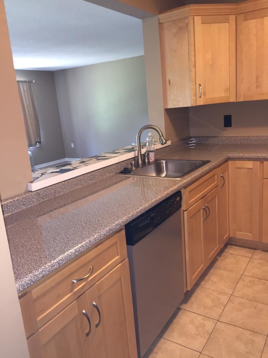 Building Photo - 175 Mill Pond Rd