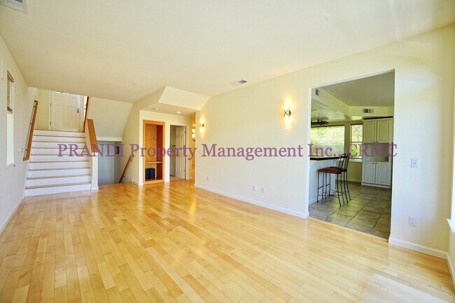 Building Photo - Quality San Rafael Home In Awesome Neighbo...