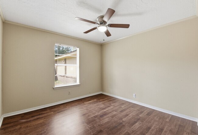 Building Photo - 9052 Zapata Way