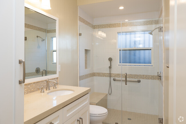 Bathroom - ALT - Alta Vista Apartments