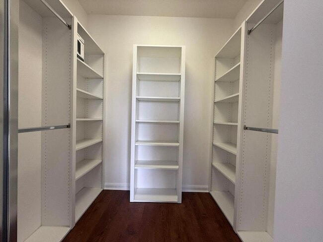 Building Photo - 150 Wentworth Ct