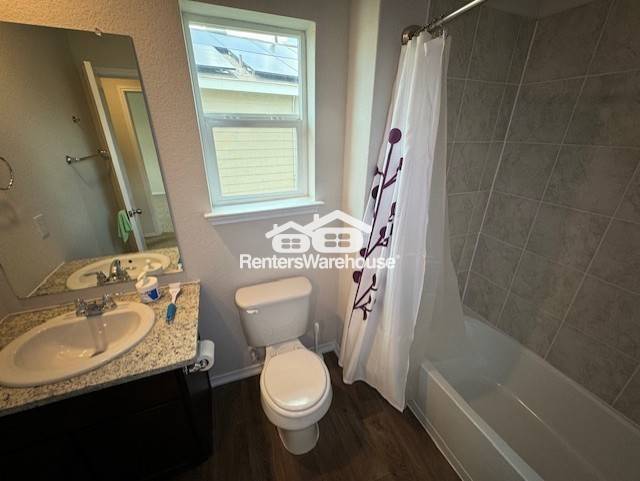 Building Photo - Two Story 4 bedroom / 2.5 bathroom in Whis...