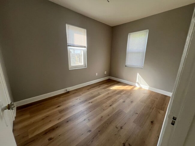 Building Photo - Two Bedroom for you!