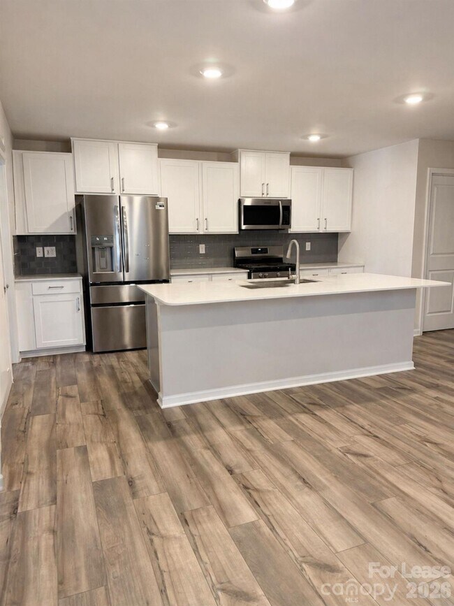 Building Photo - 10227 Chatham Run Ln