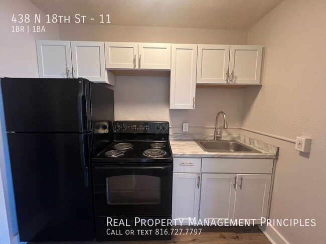 Building Photo - 438 N 18th St