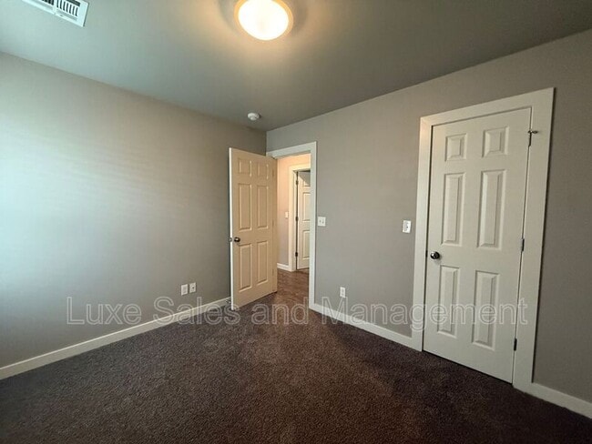 Building Photo - 1501 MacAlpine St