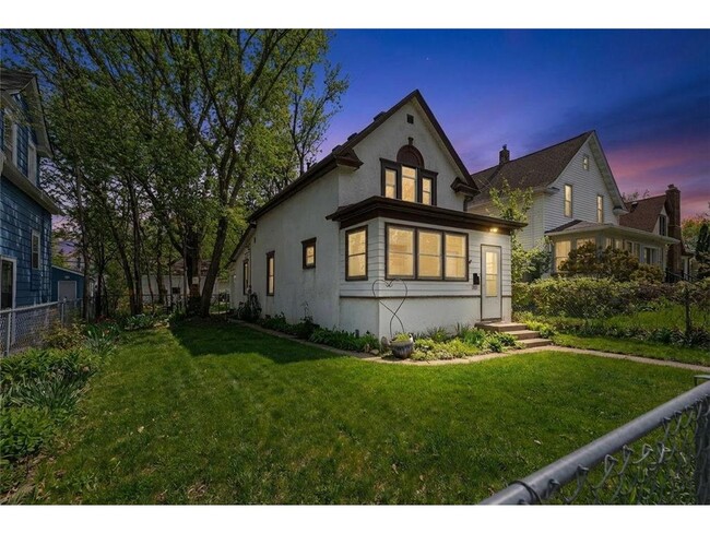 Building Photo - 3451 N Oliver Ave