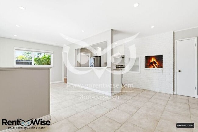 Building Photo - 1109 Ridgewood Dr