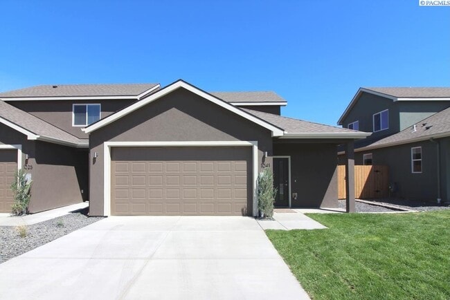 Primary Photo - 3 Bed/2.5 Bath Townhouse in Kennewick