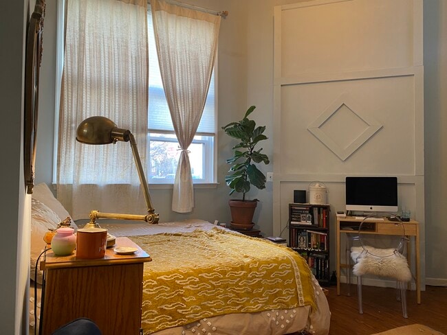 Building Photo - 1422 Wharton St