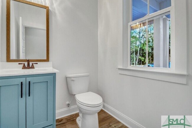 Building Photo - 421 Bear River Dr