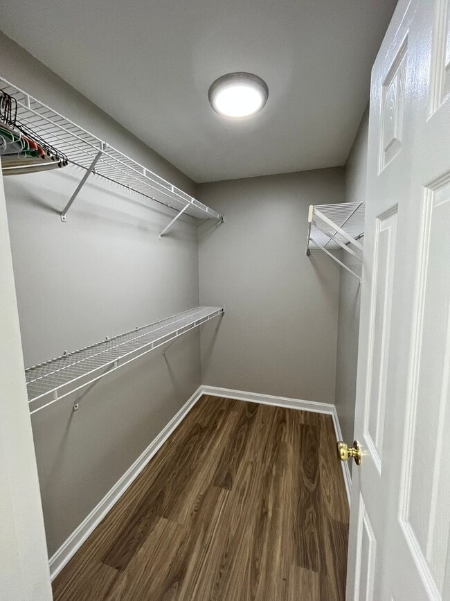 Building Photo - 5106 Observation Way