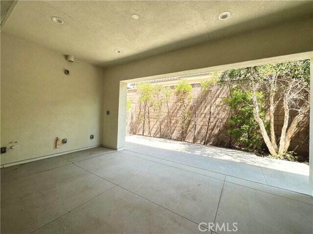Building Photo - 214 Parkwood