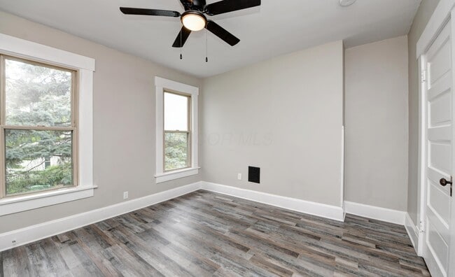 Building Photo - 1050 Oak St