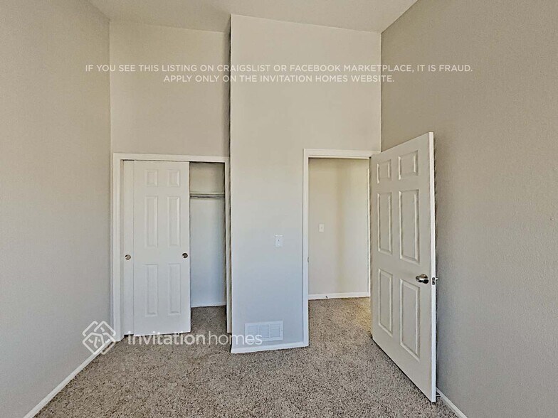 Building Photo - 3665 S Halifax Way