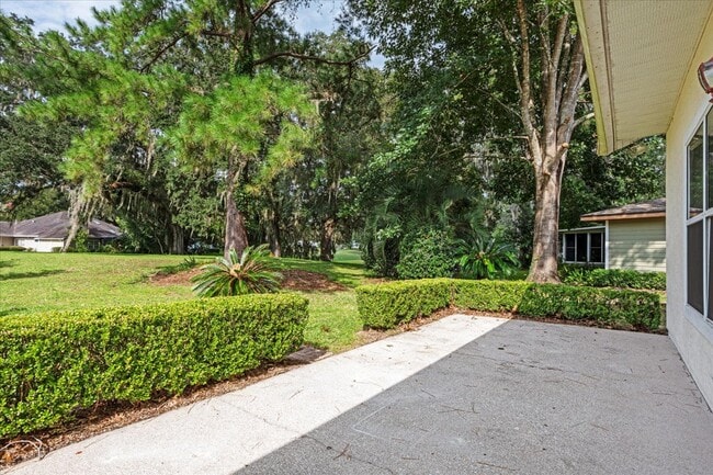 Building Photo - 11795 NW Creek Dr