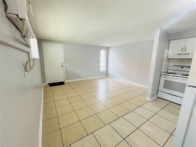 Building Photo - 1309 Morris Park