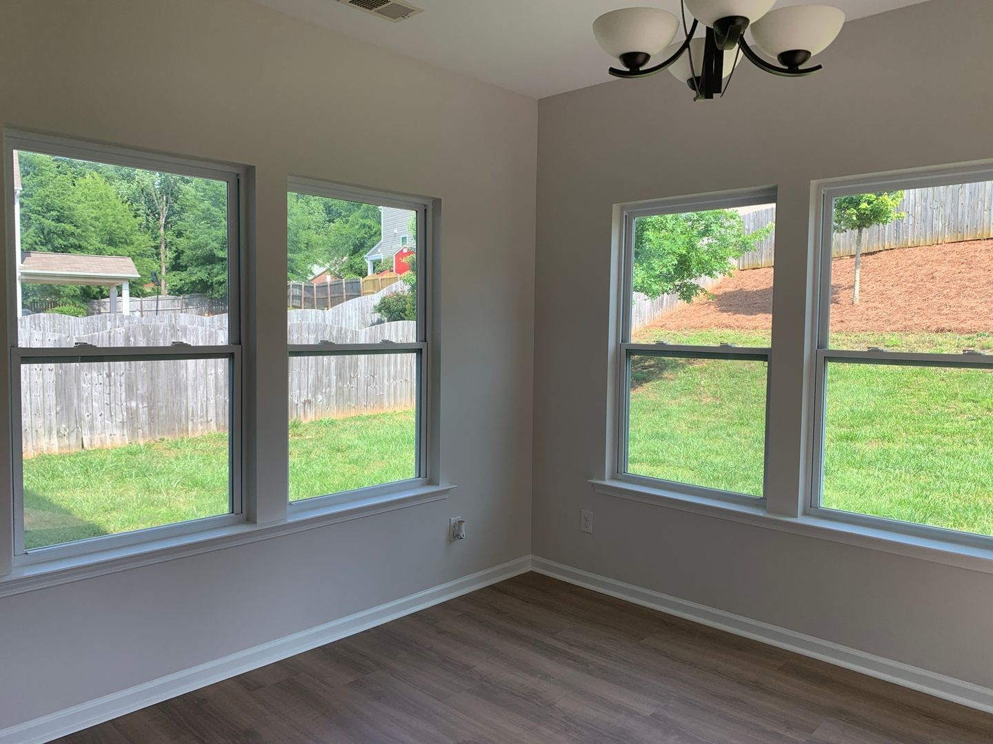 Building Photo - 11114 Pond Valley Ct