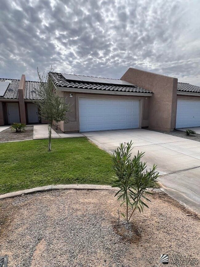 Primary Photo - 3743 S Desert Sky Dr
