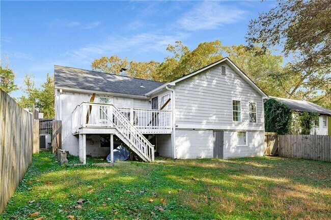 Building Photo - 1674 Browning St SW