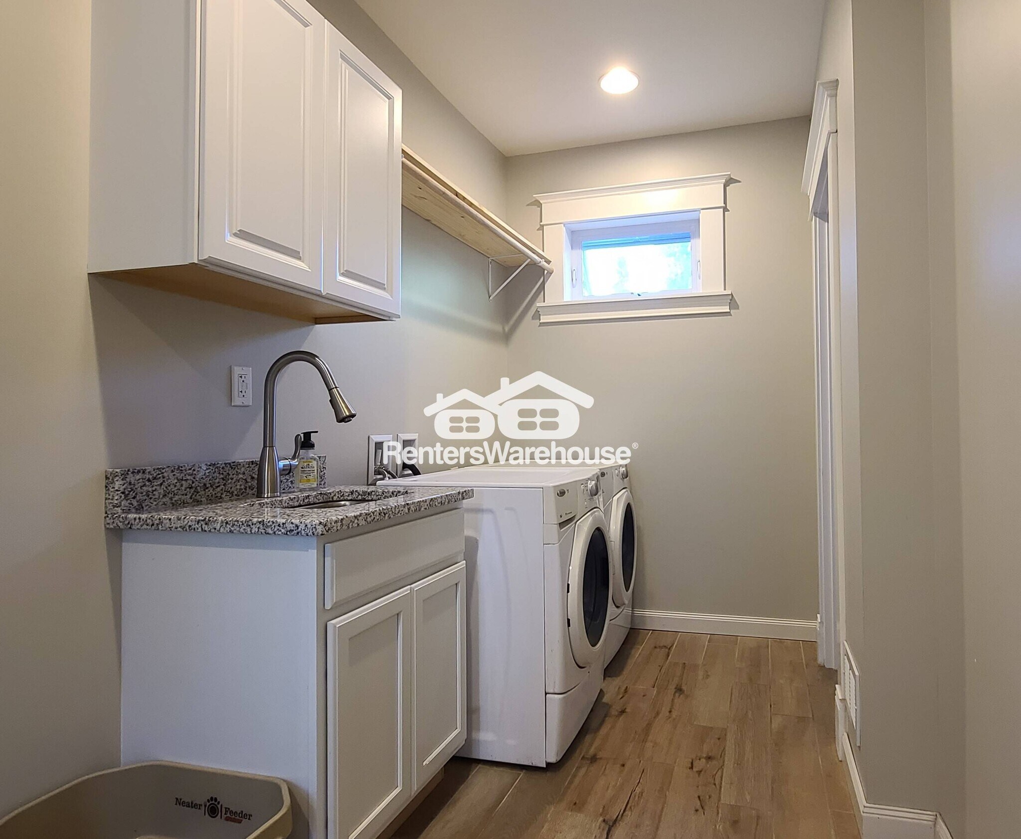 Building Photo - 142 N Arch Ave