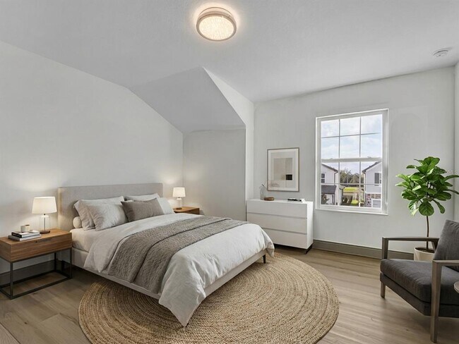 Building Photo - 7323 Pool Compass Loop