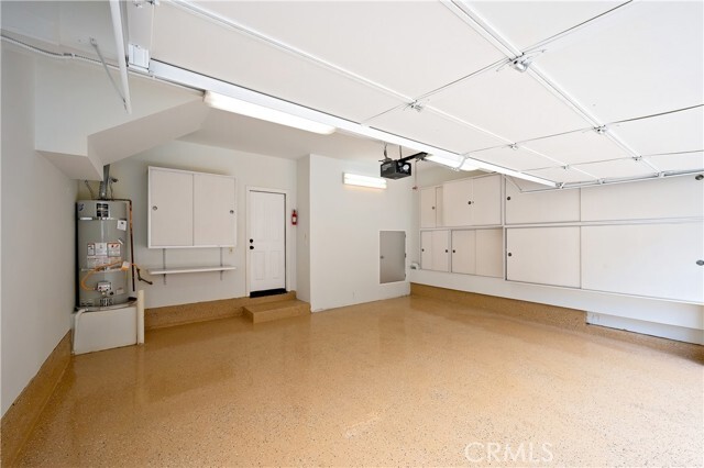 Building Photo - 17 Calvados